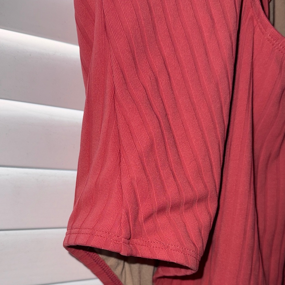 Red Ribbed Strappy Swimsuit - Picture 4 of 4